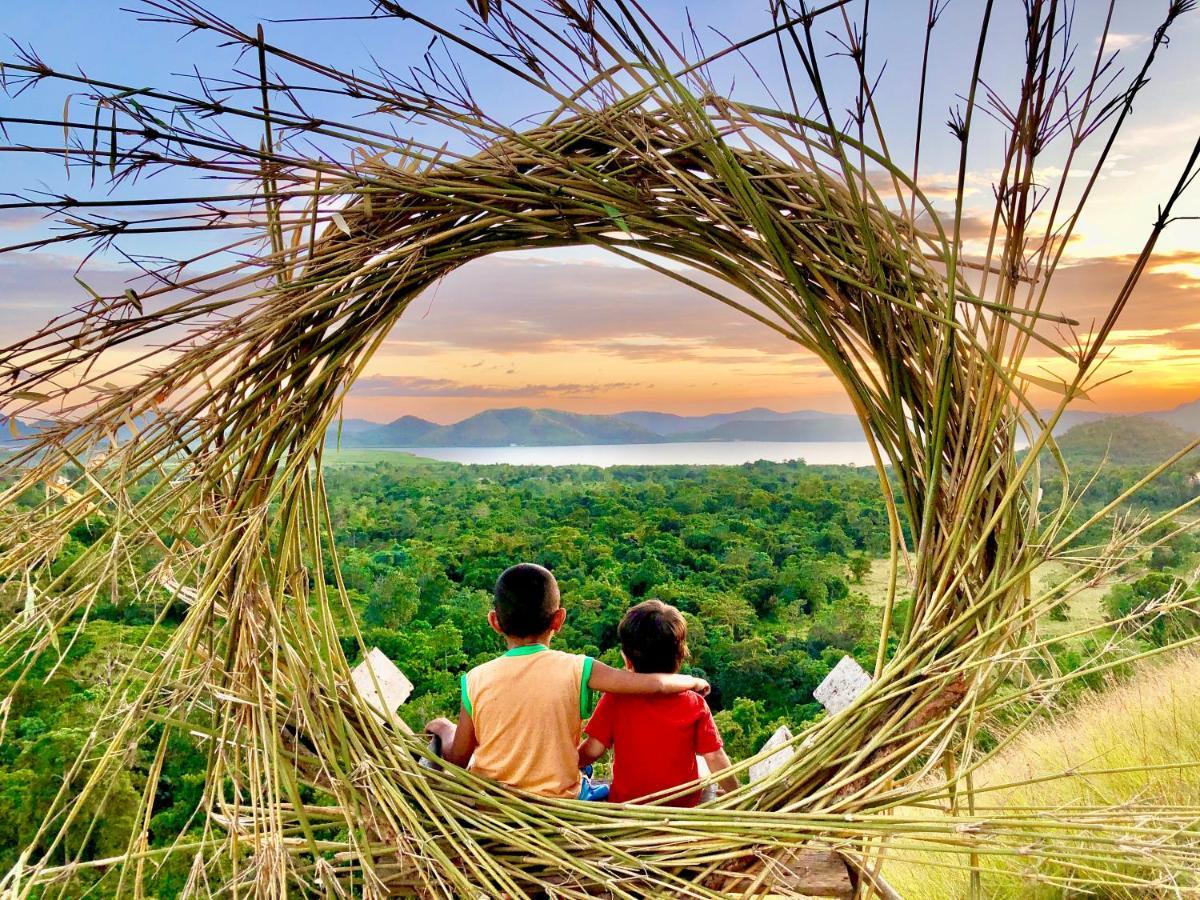 Mount Avangan Eco Adventure Park Corón Exterior foto